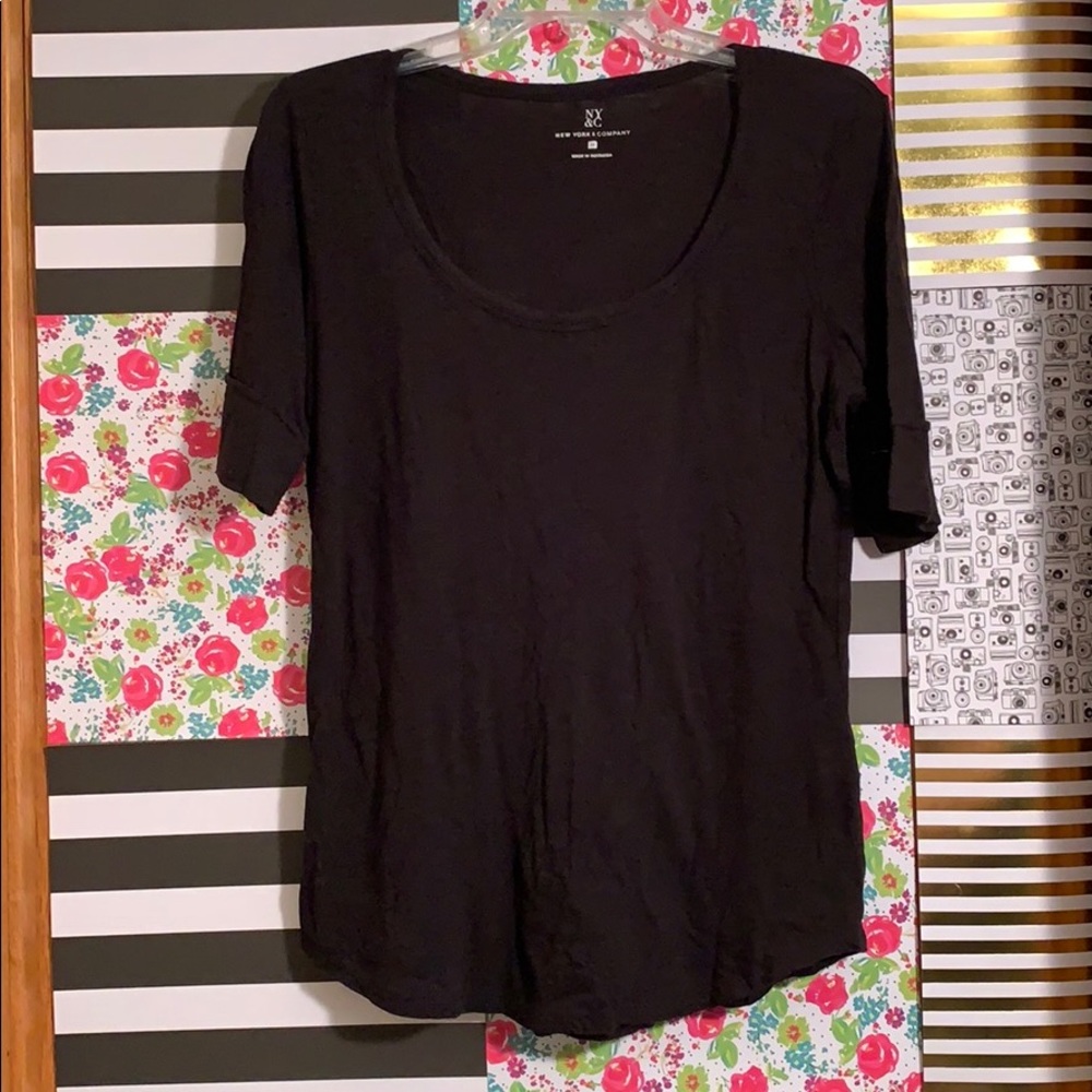 New York & Company 1/2 sleeve tee
